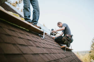 Local Roofers in Moorland, KY